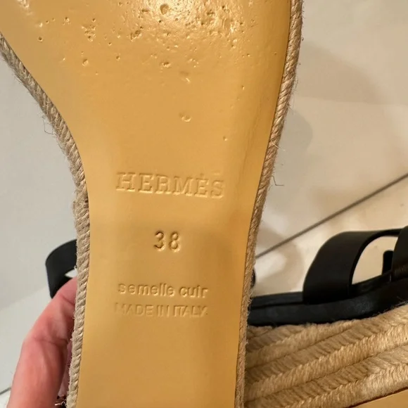 Hermes Elda Black Leather Wedge Sandals Espadrilles size 38 women’s. - Picture 7 of 7